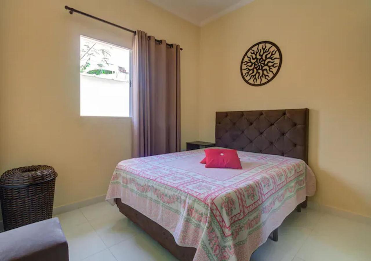 Casa Nova Na Com Piscina E Area De Churrasco Itanhaem